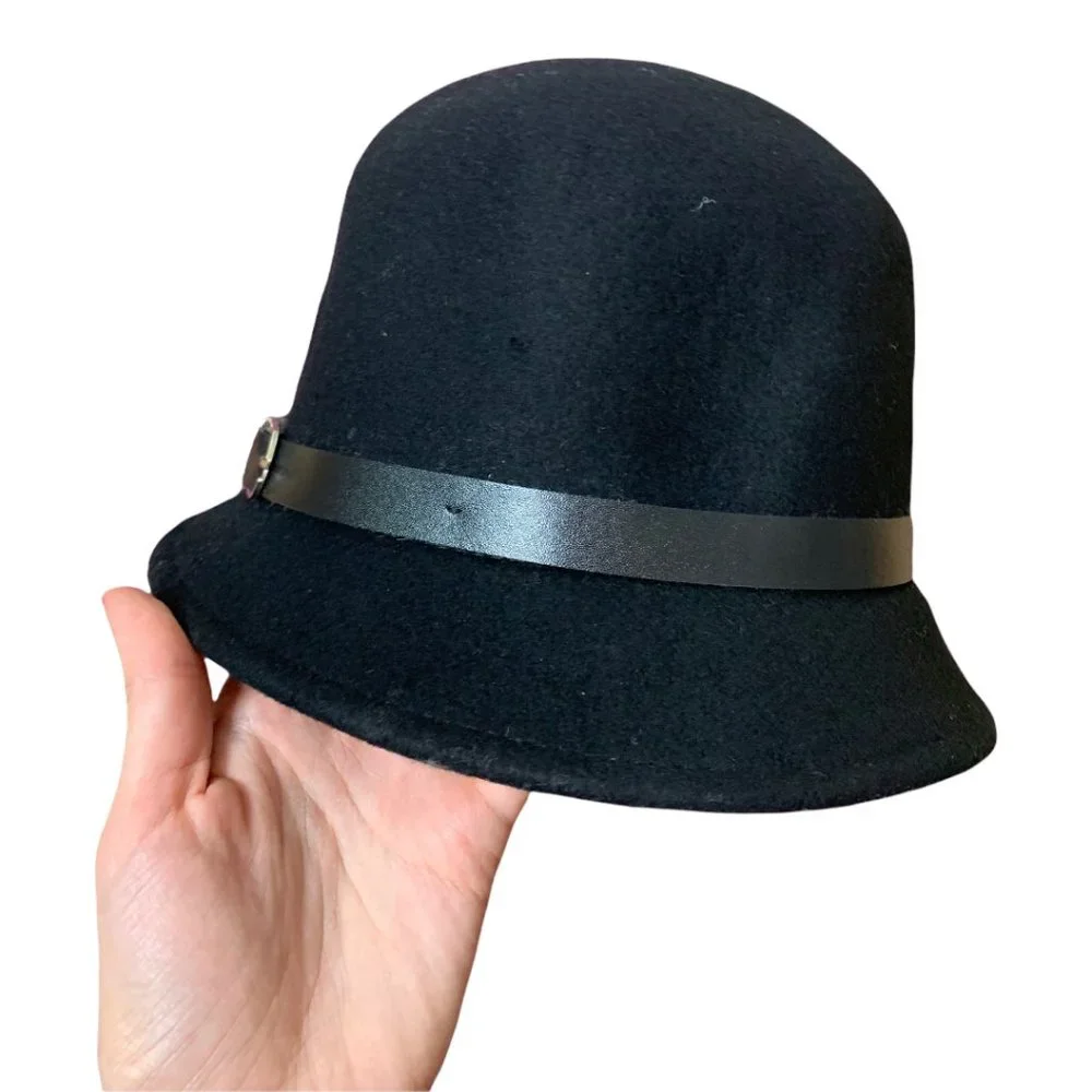 Perfect Bucket / Cloche Hat in Black. New with tags! - Picture 7 of 7